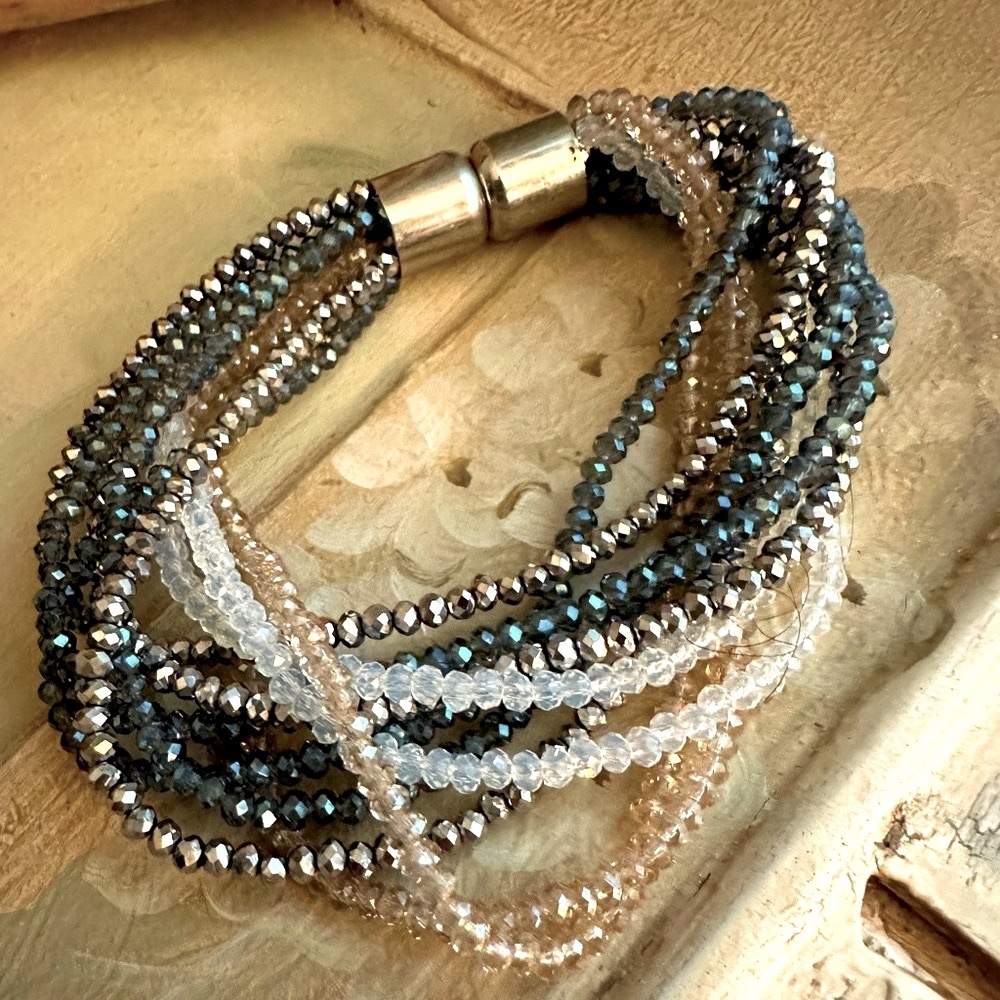 Beautful Blue, Silver and Beige Magnetic Sparkly Bracelet
